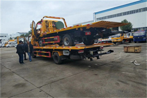 博乐同城汽车补胎